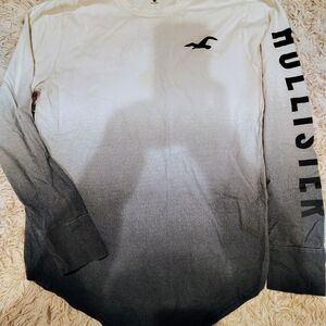 Hollister Men's Ombre Black and White Long Sleeve Tee